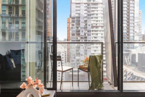 A 2 Bed 3min to Melbourne Central with Parking